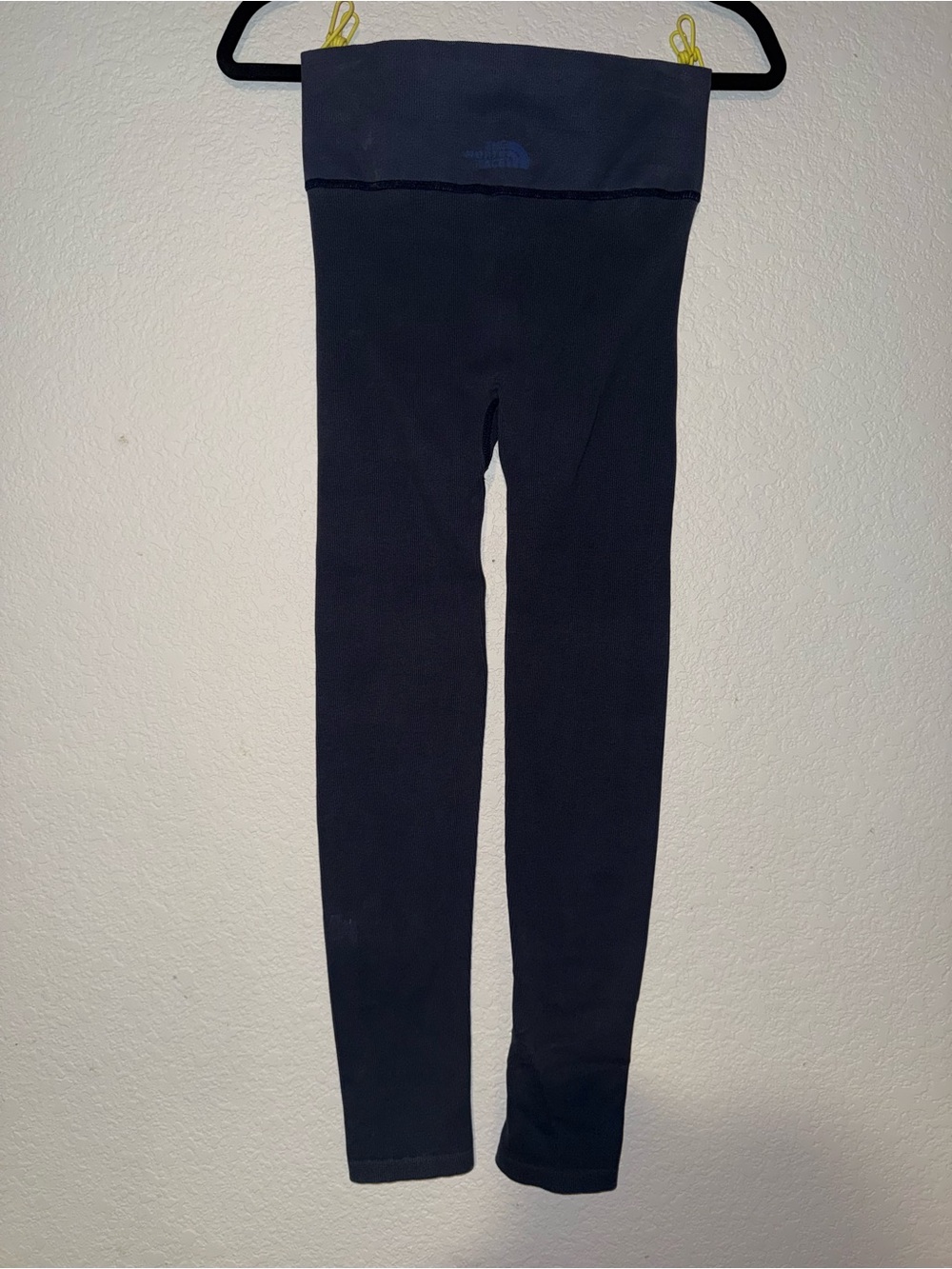 The North Face Navy Ribbed Seamless Crop Tank and Leggings Set - Picture 7 of 9